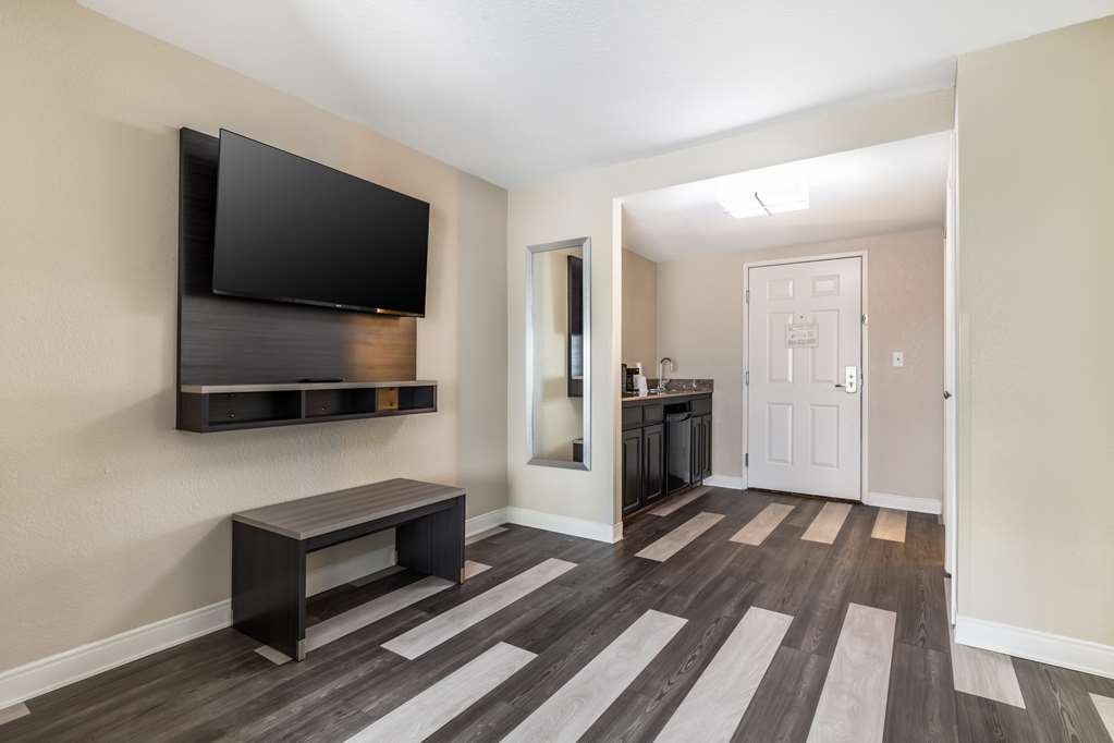 Best Western Prime Inn & Suites Image