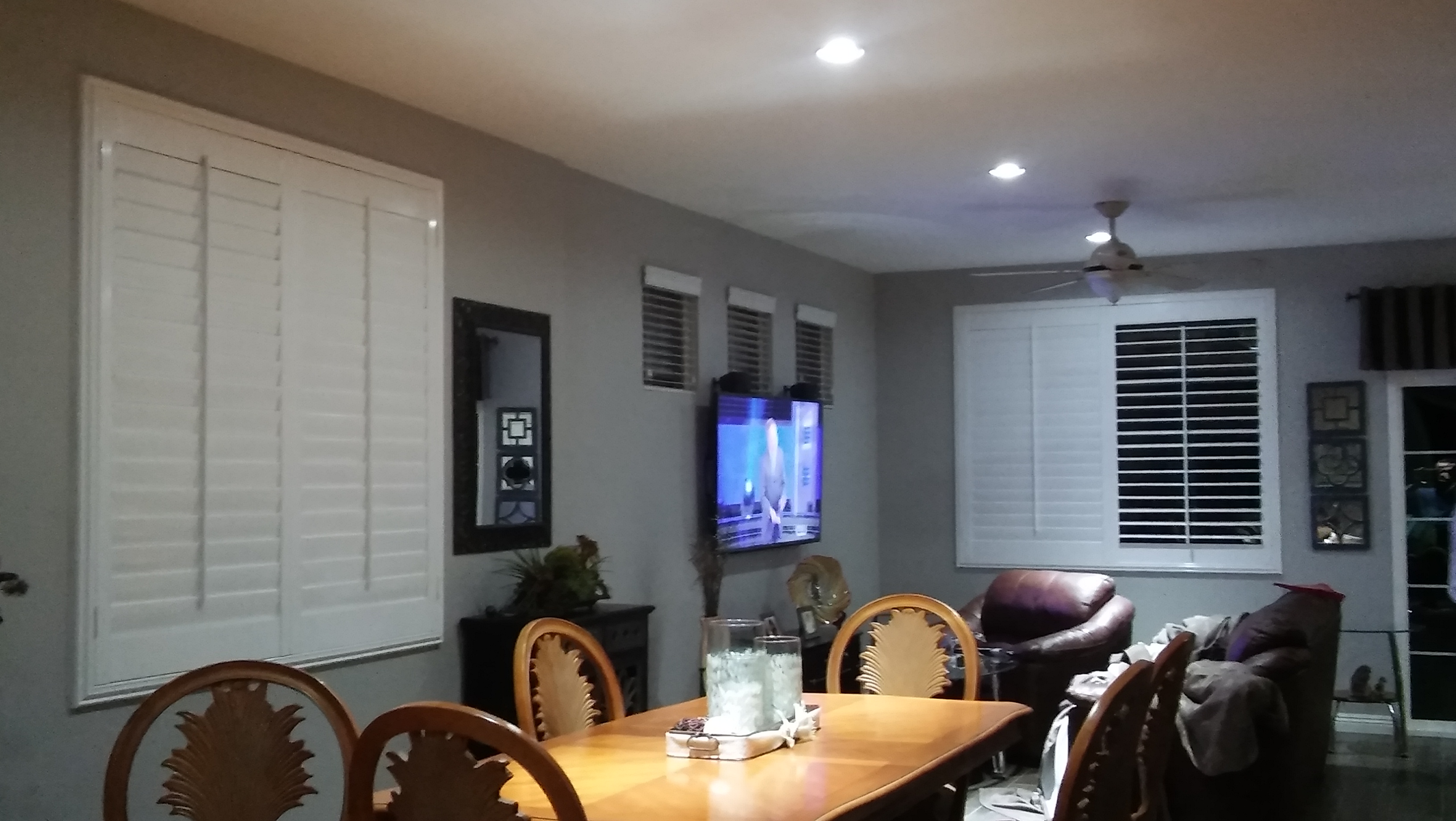 Ramiro's shutters Image