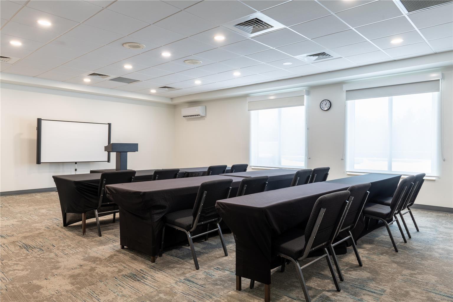 Hilton Garden Inn Portland Airport Image