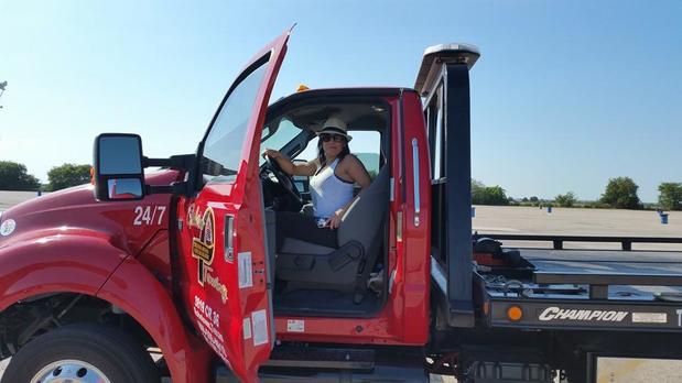 Images Galvan Towing/J.V. Towing