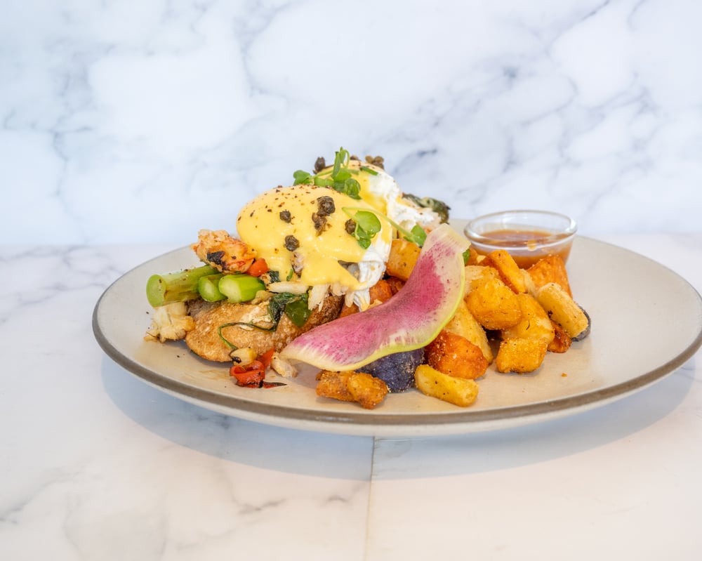 Crab Benedict