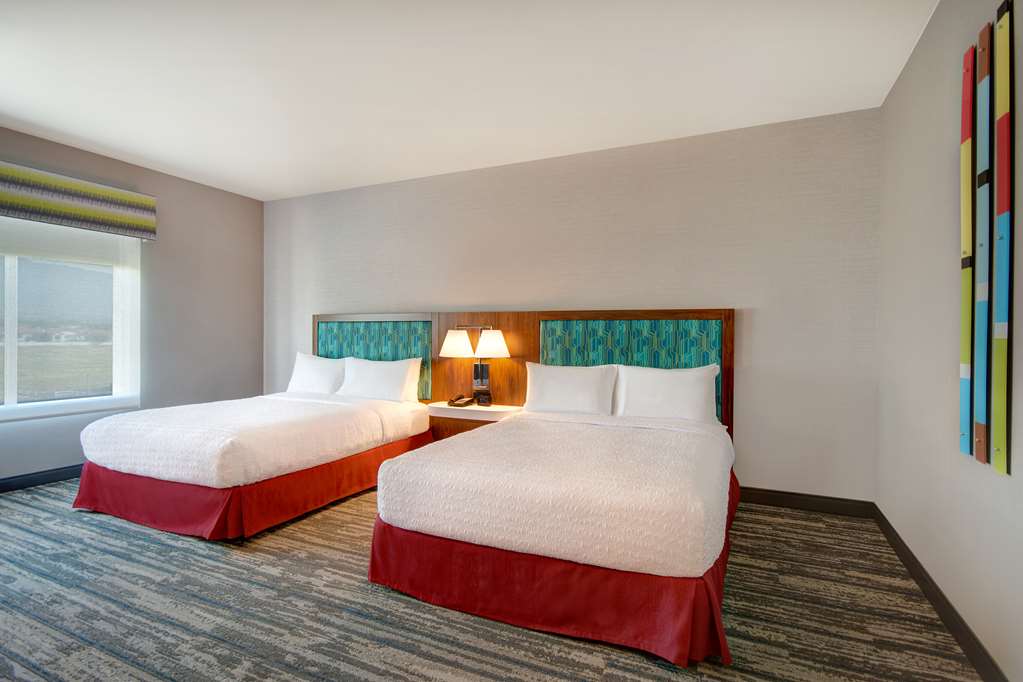 Hampton Inn & Suites Ontario Rancho Cucamonga Image