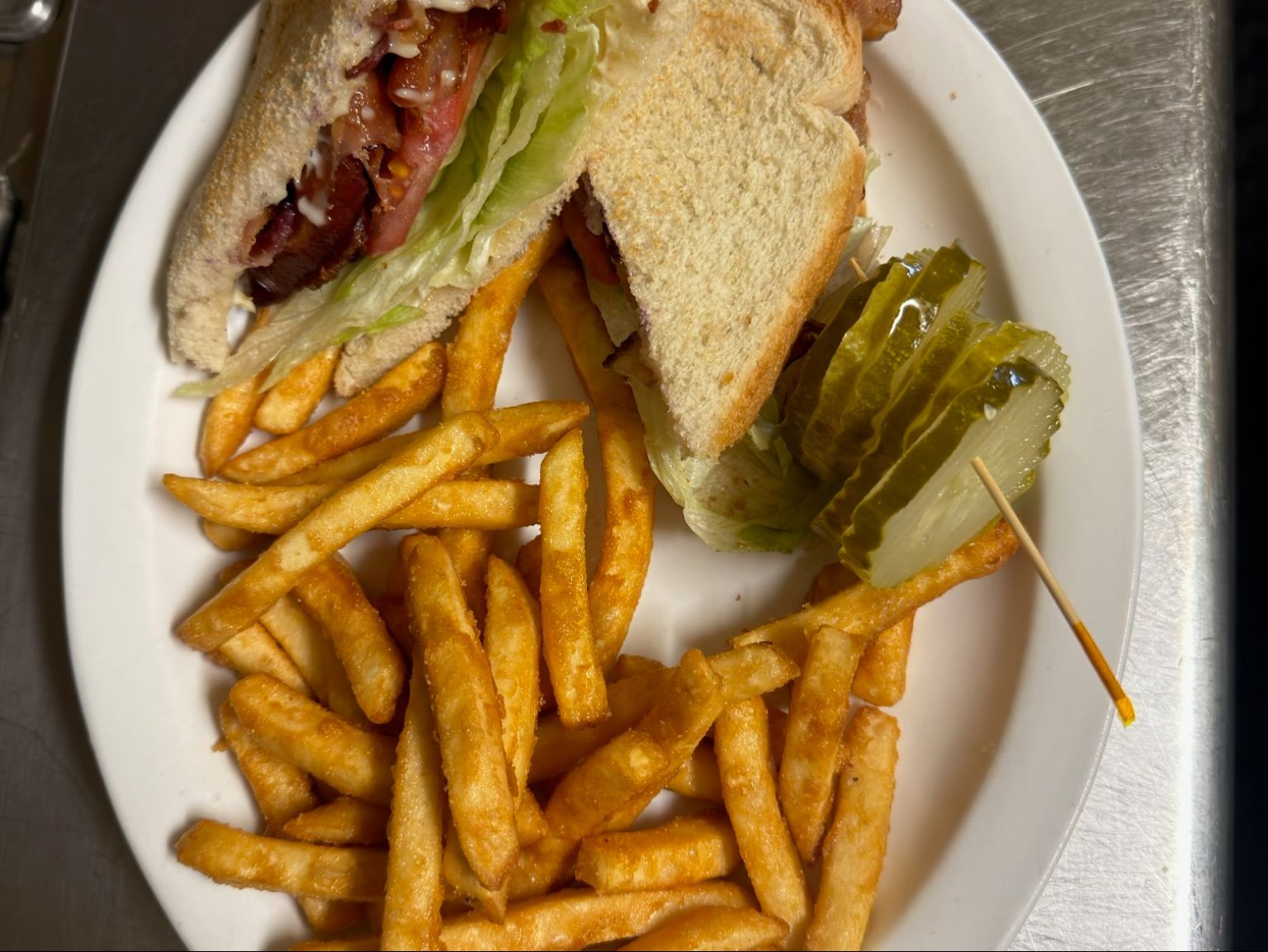 Bacon, Lettuce & Tomato (BLT) Sandwich