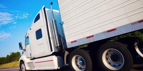 The Steps You Should Take After a Trucking Accident