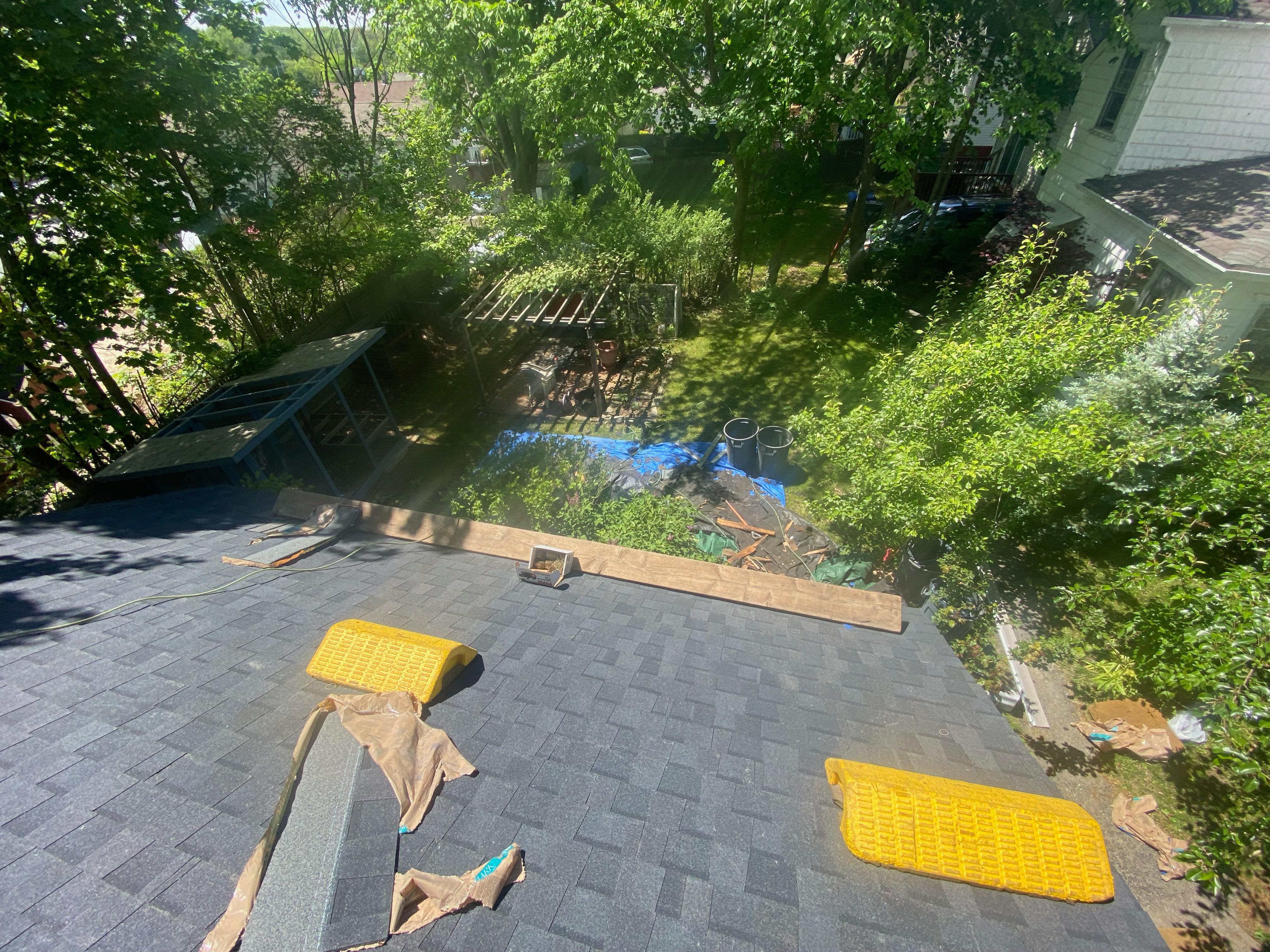 C & J Construction & Roofing, LLC Image