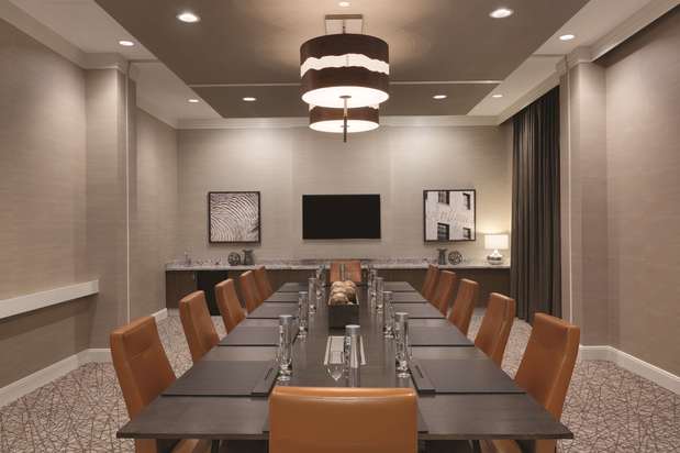 Images Embassy Suites by Hilton Oklahoma City Downtown Medical Center
