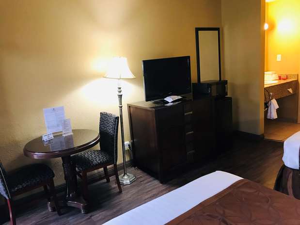 Images SureStay Plus Hotel by Best Western San Bernardino South