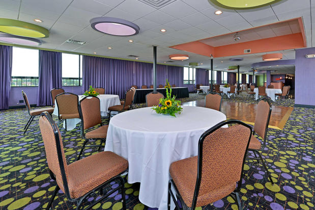 Images Clarion Hotel Nashville Downtown - Stadium