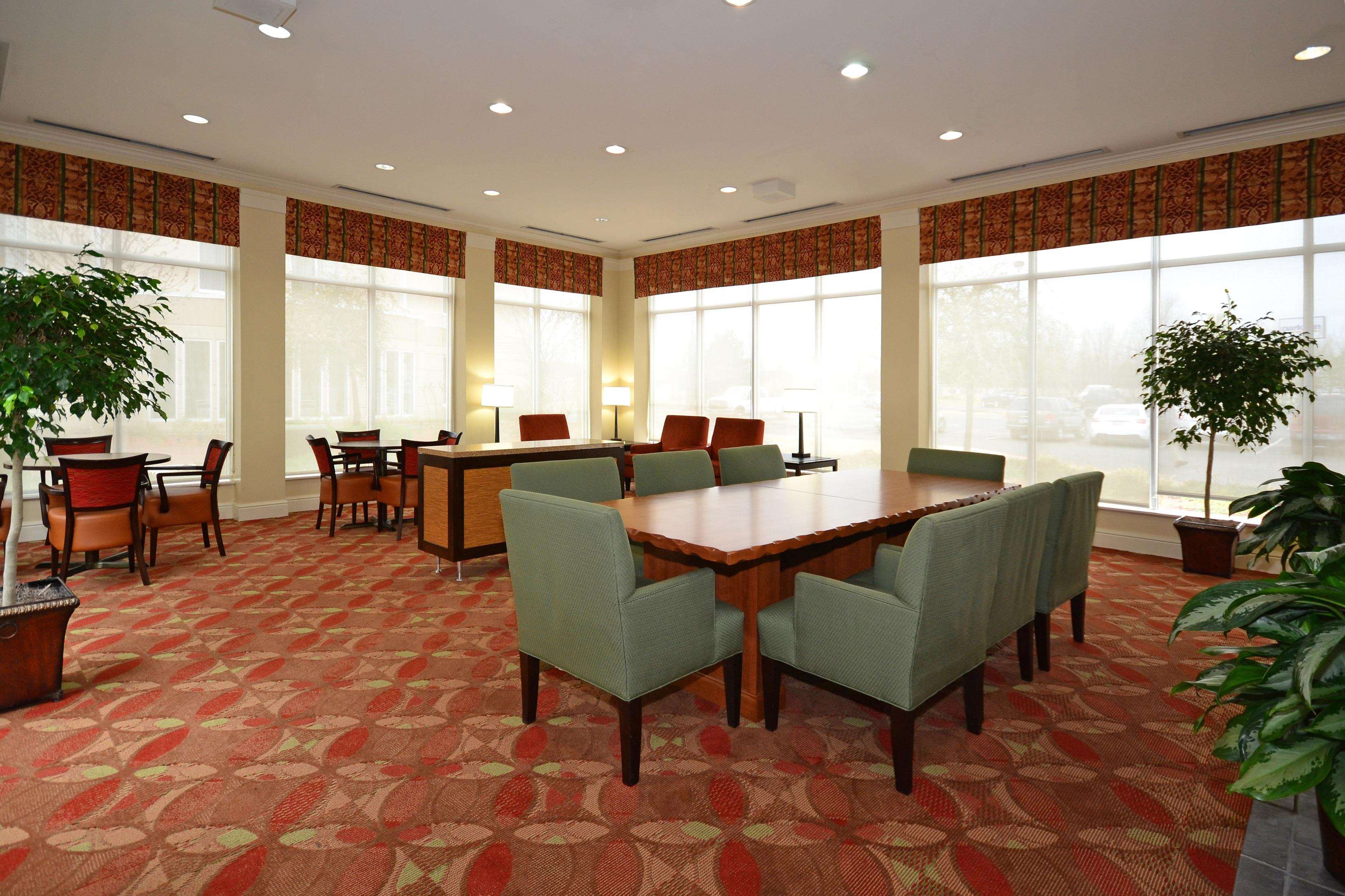 Hilton Garden Inn Tulsa Airport Photo