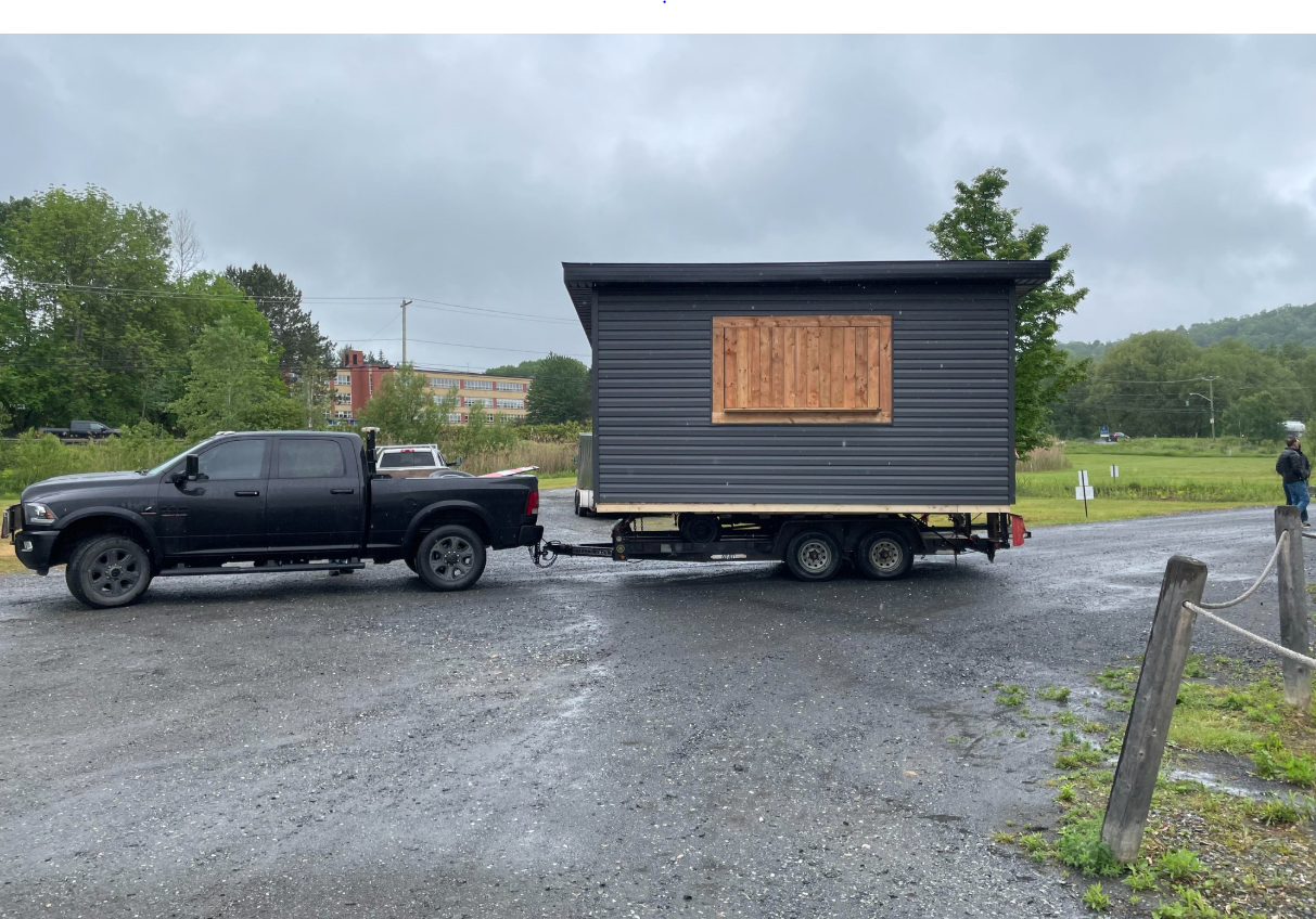 Cabanon Express Estrie - Déménagement, Mise à niveau et Vente de Cabanon Sherbrooke