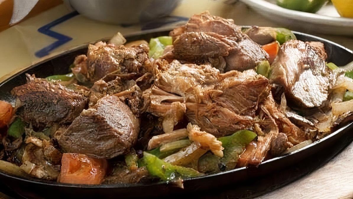52. Carnitas Locas