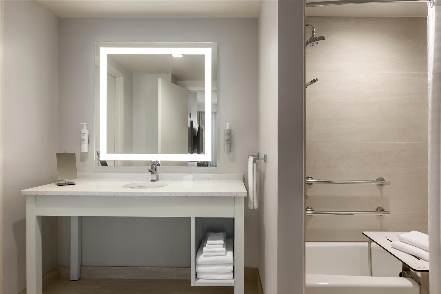 Embassy Suites by Hilton Panama City Beach Resort Image