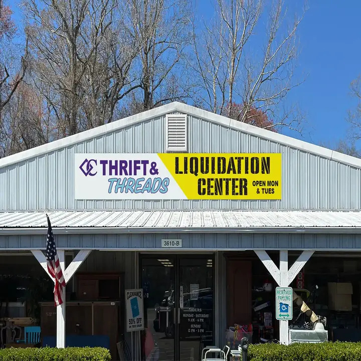 Thrifts & Threads Image