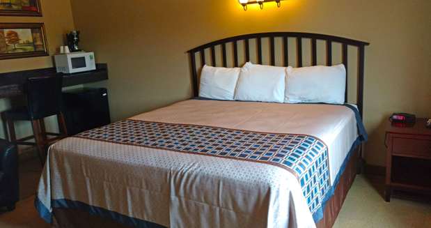 Images Americas Best Value Inn Big Lake