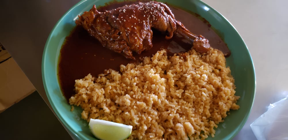 Pollo en Mole