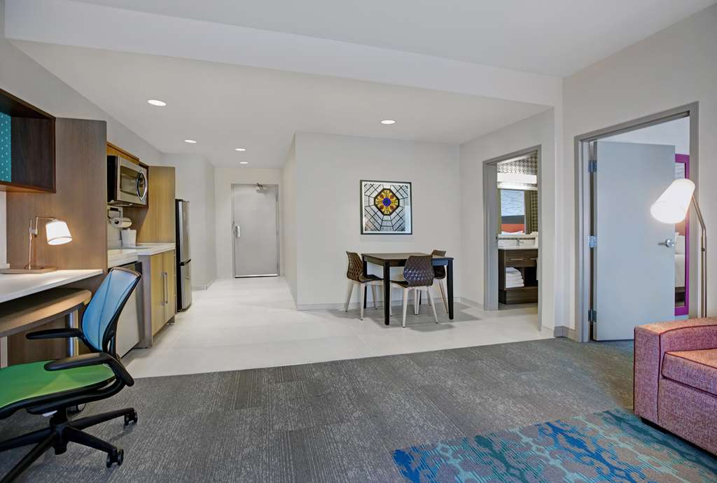 Home2 Suites by Hilton Richmond Image