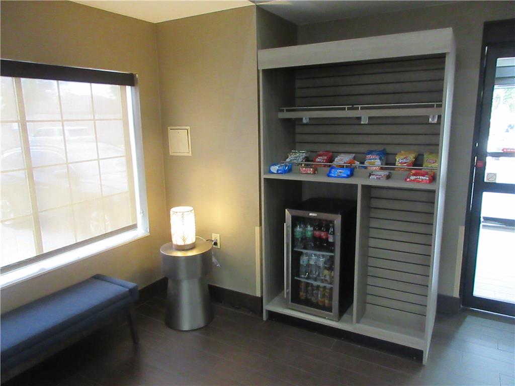 Best Western Kenner Image