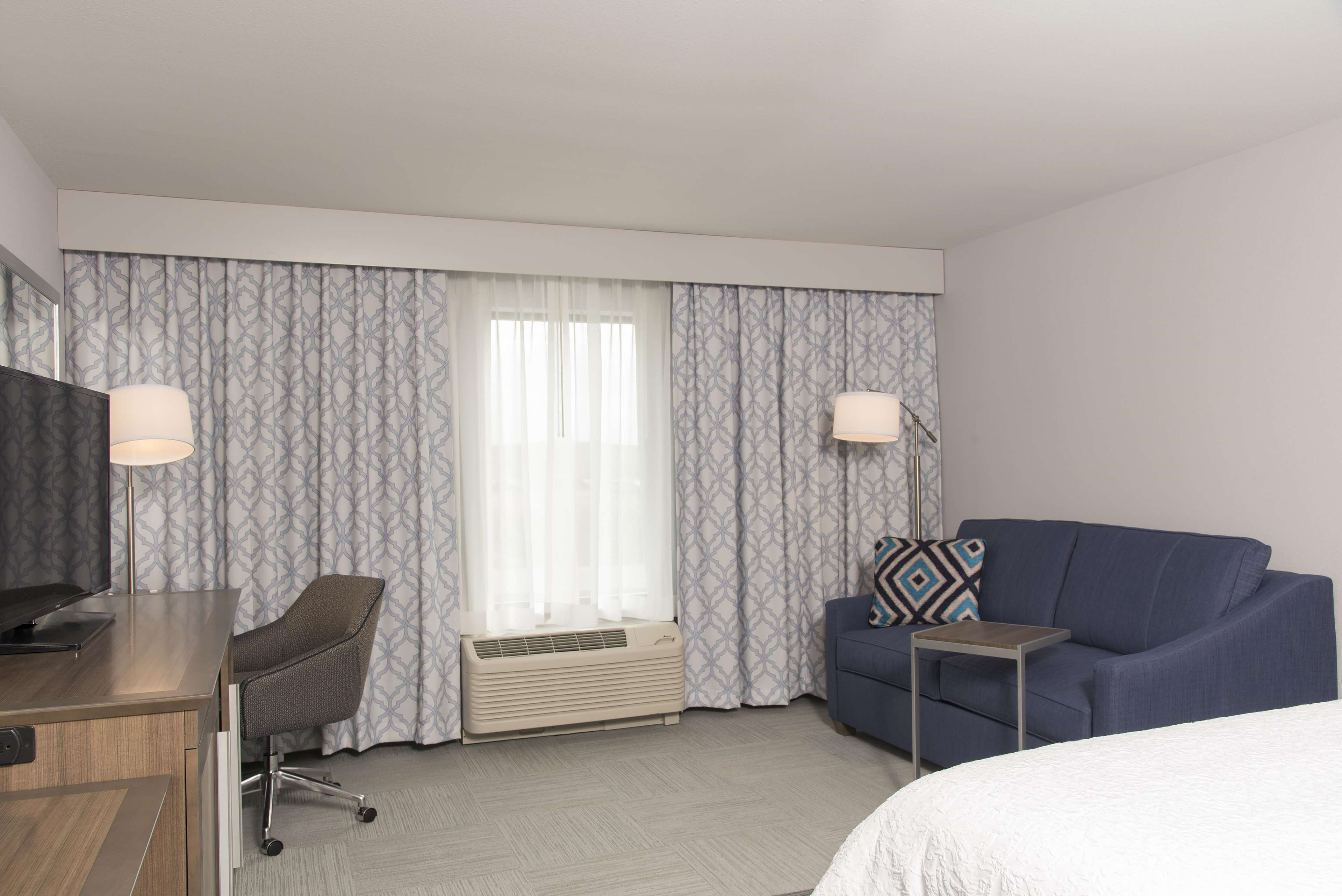 Hampton Inn & Suites Michigan City Photo