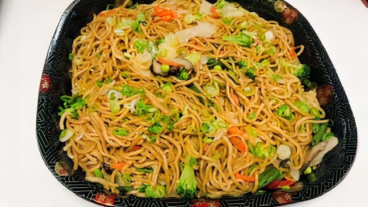 Fried Veggies Noodles Tray
