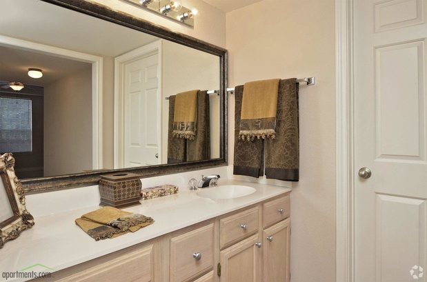 Images The Village at Bellaire