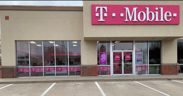 Cell Phones Plans And Accessories At T Mobile 737 N Maize Rd
