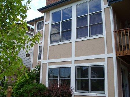 House Painting Specialists Logo