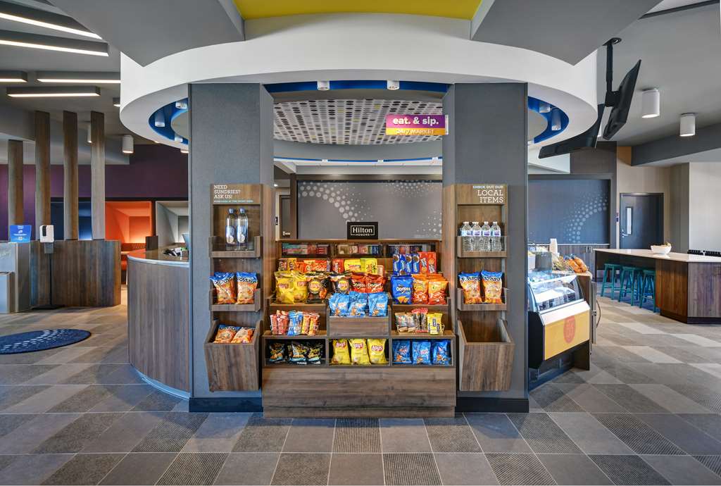 Tru by Hilton Troy Detroit Image