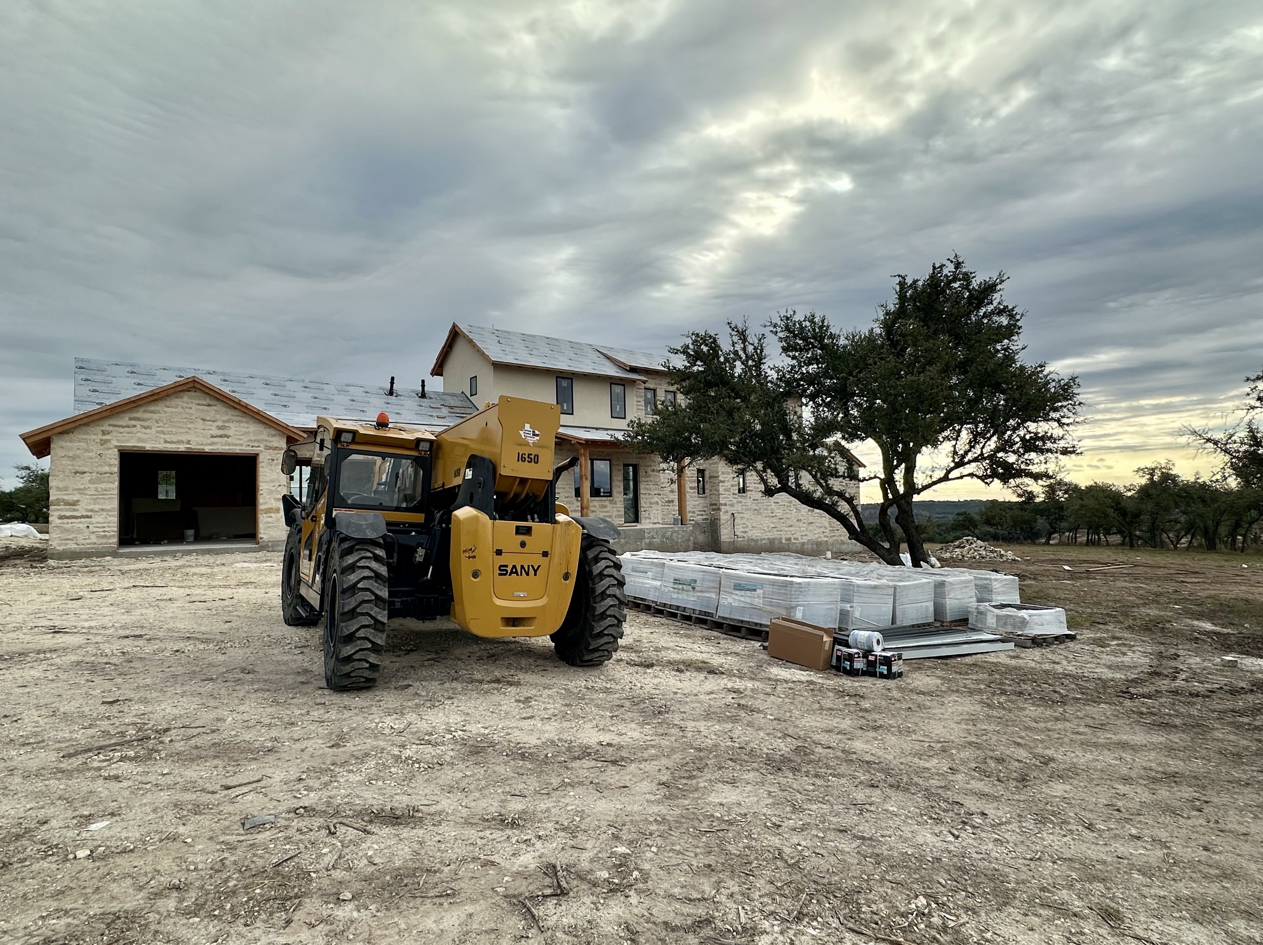 Homestead Roofing Image