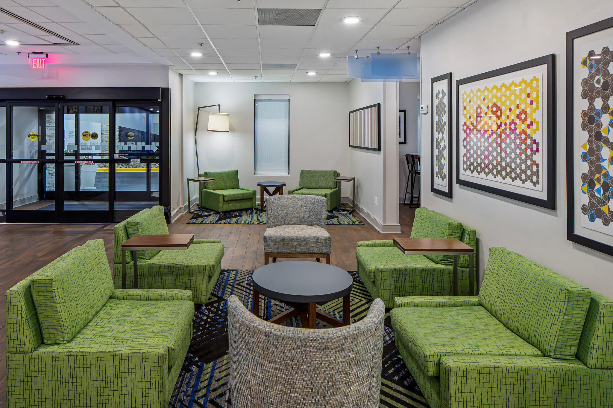 Holiday Inn Express Atlanta Airport-College Park Photo