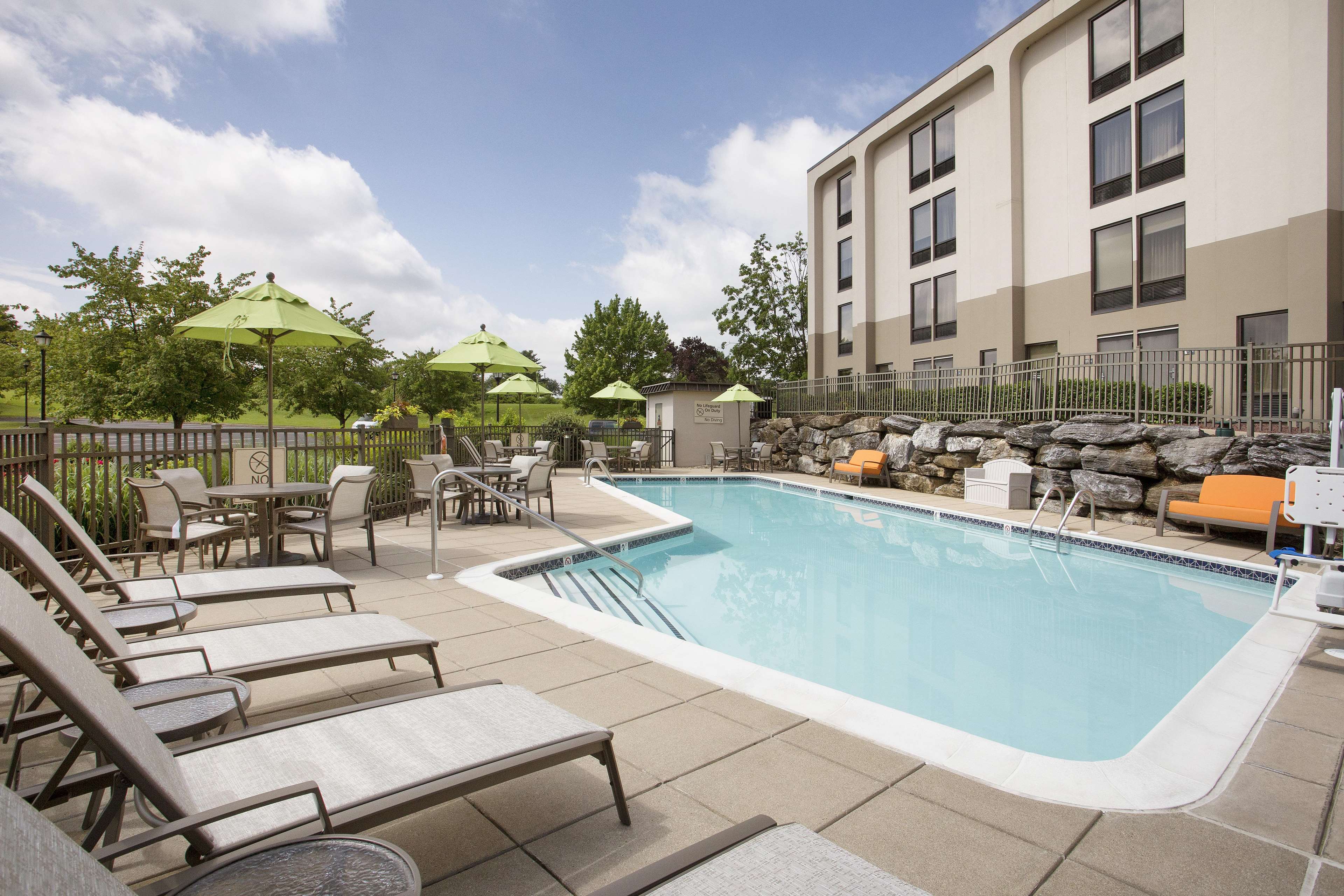 Hampton Inn Lancaster Photo