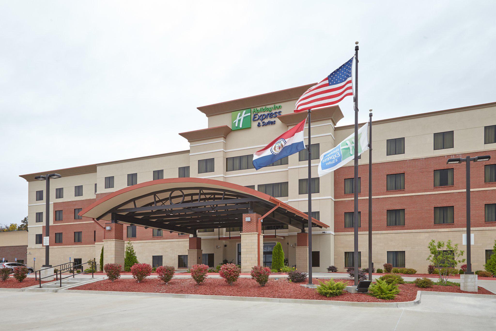 Holiday Inn Express & Suites Columbia Univ Area - Hwy 63 Photo