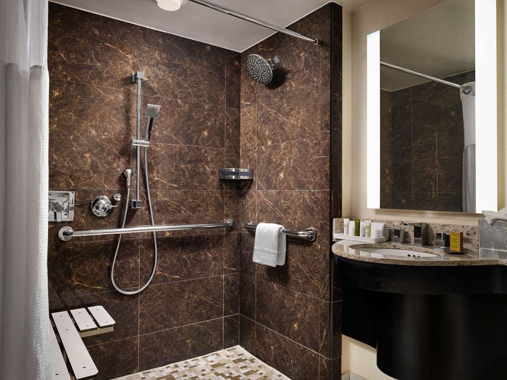Hilton Atlanta Airport Image