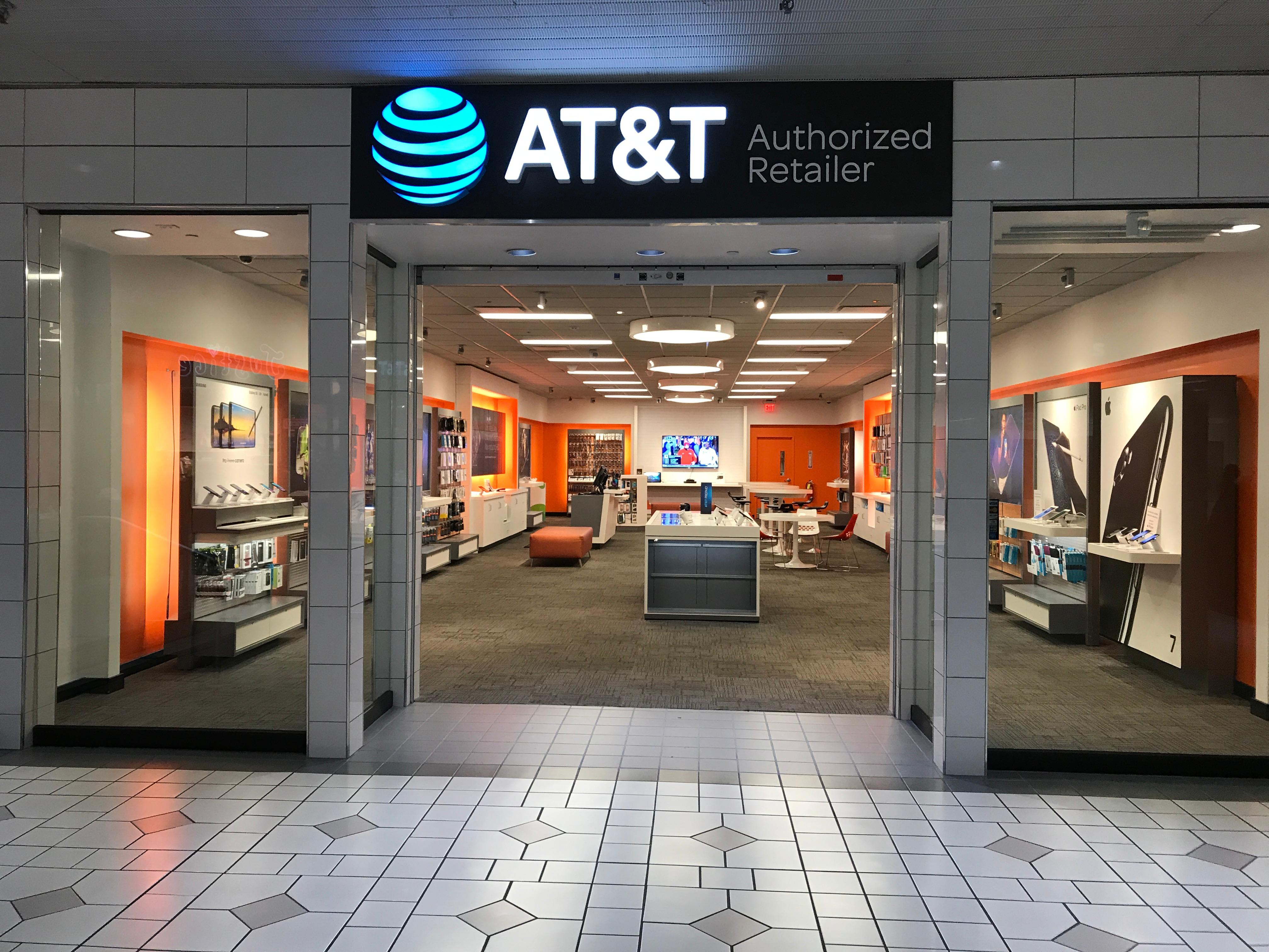 AT&T Store Photo