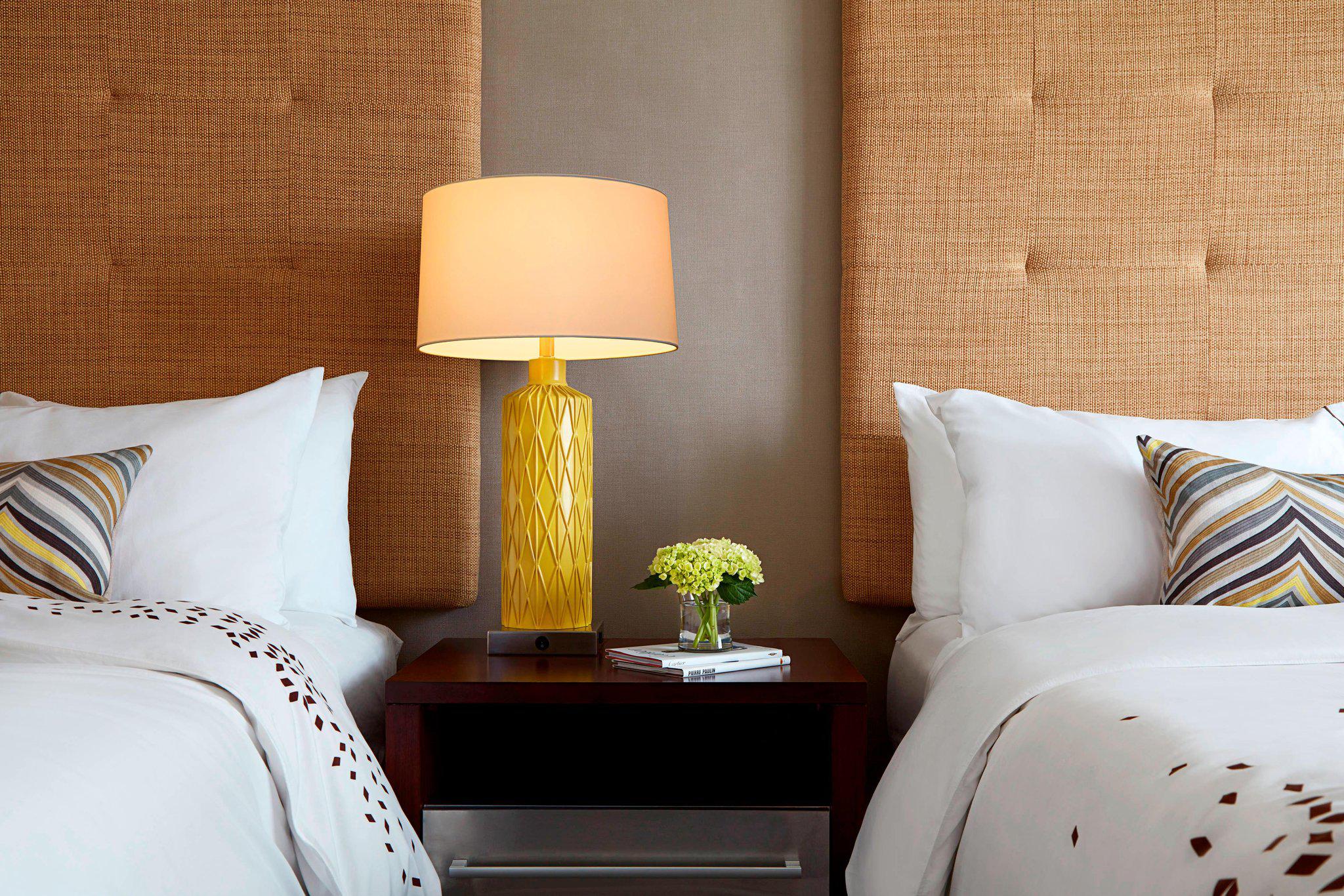 Renaissance Columbus Downtown Hotel Photo