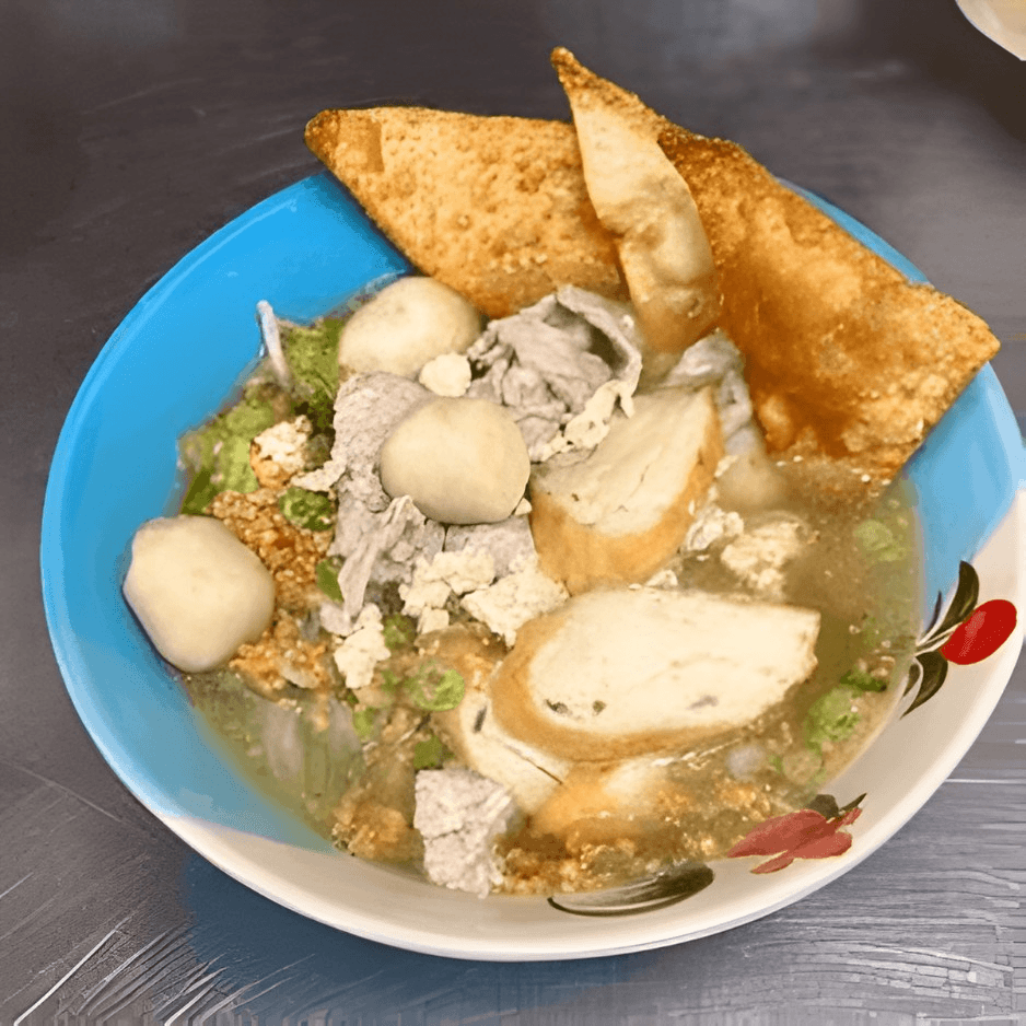 Lek Tom Yum