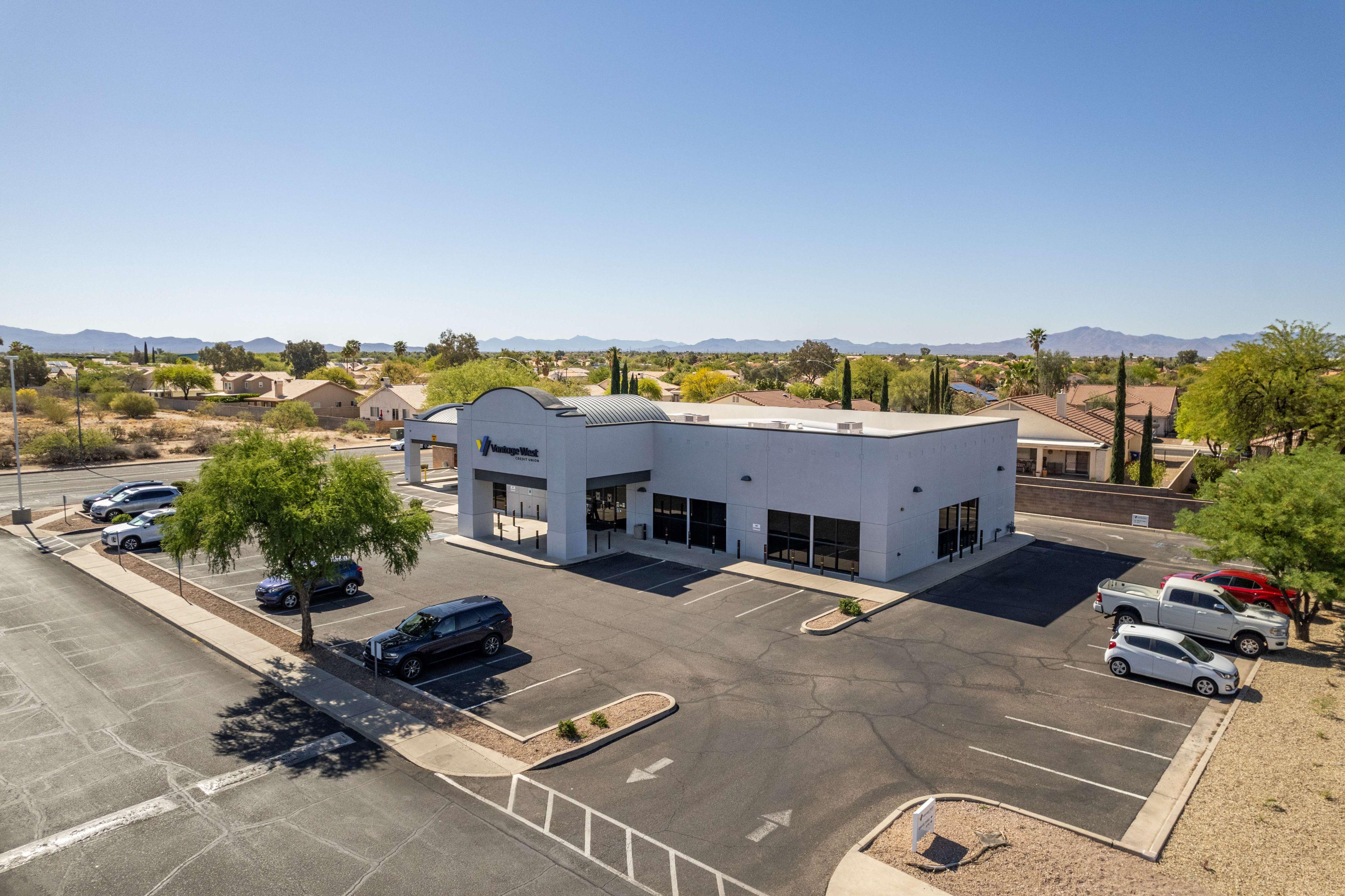 Vantage West Credit Union Image