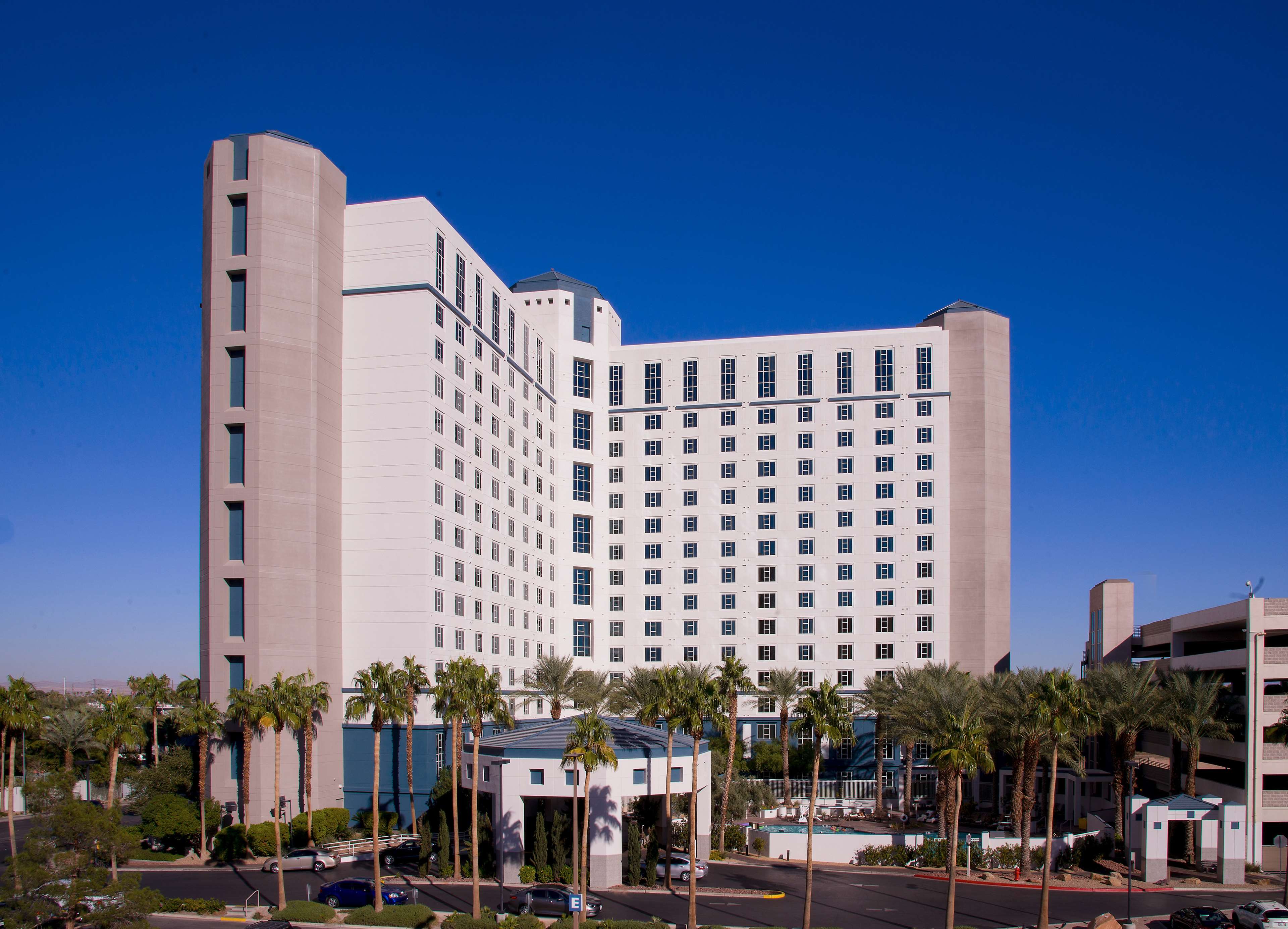 Hilton Grand Vacations on Paradise (Convention Center) Photo