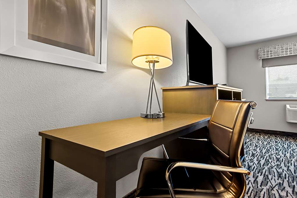 Best Western Sawtooth Inn & Suites Image