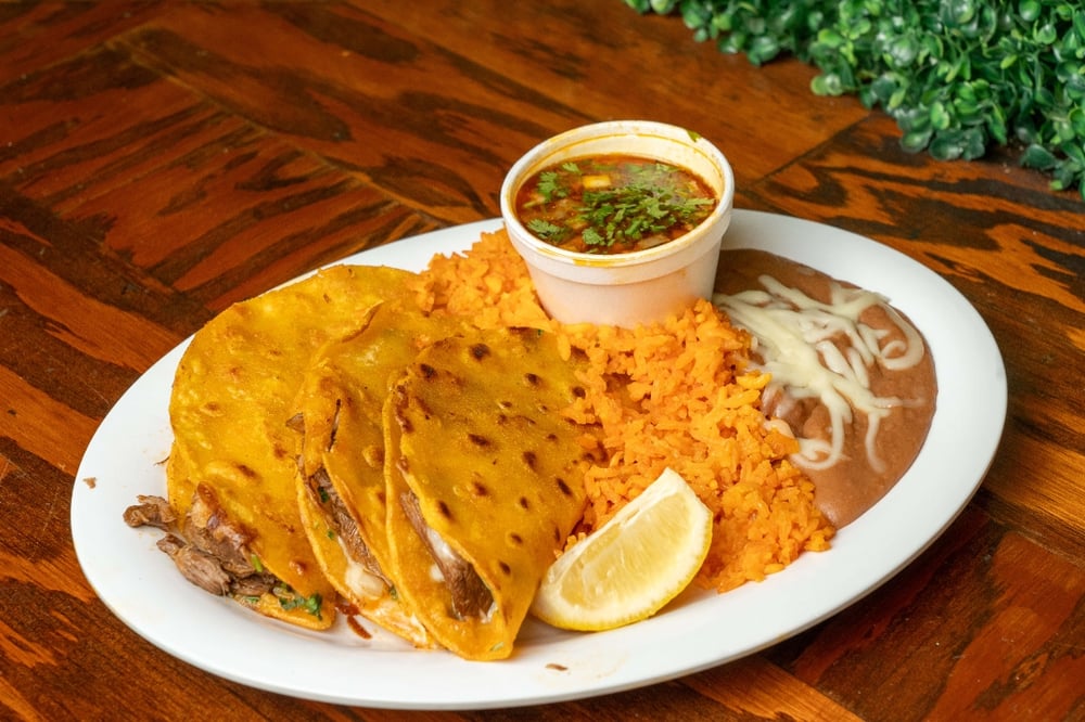 Quesataco Plate