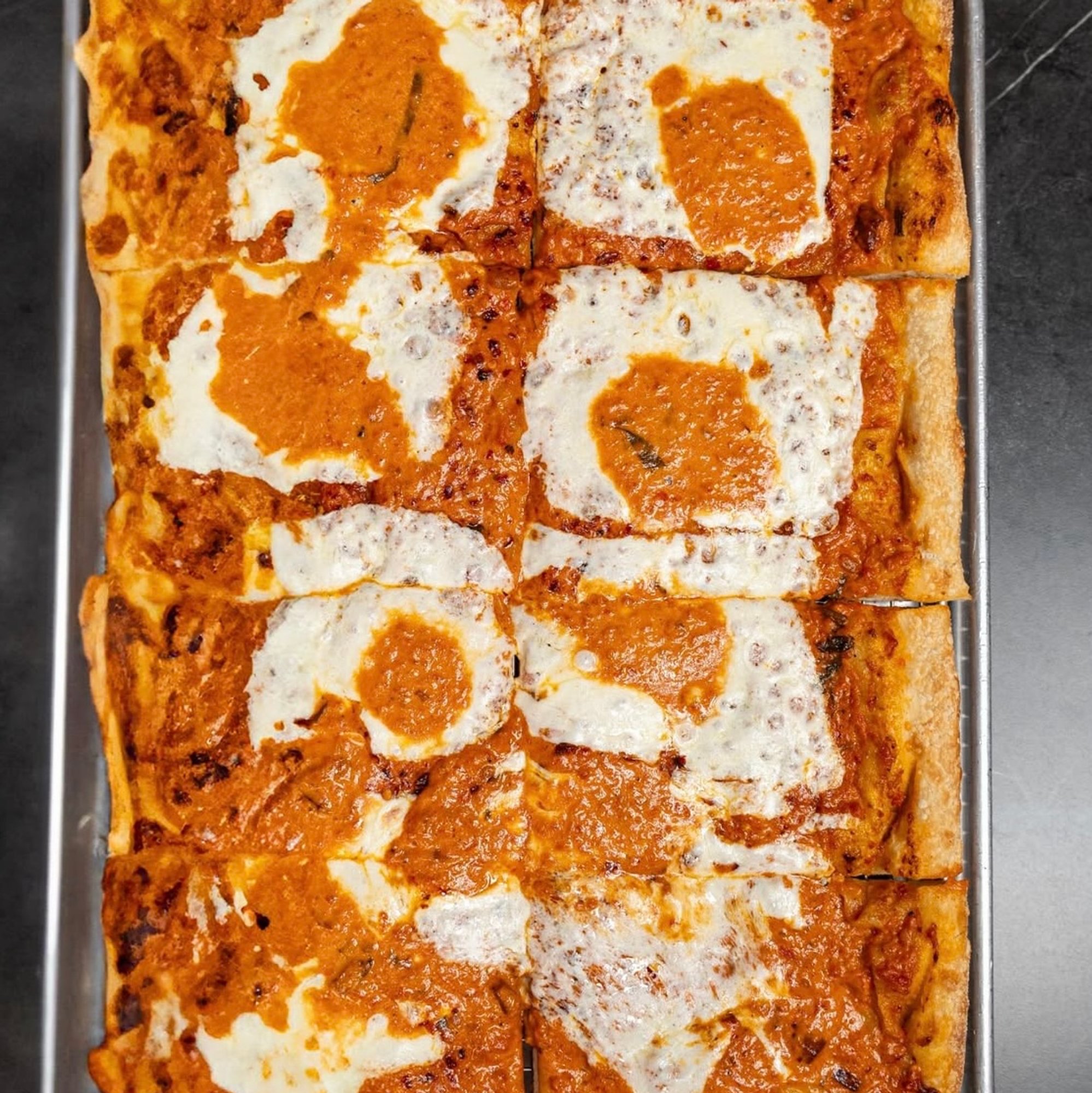 Grandma Spicy Vodka Pizza