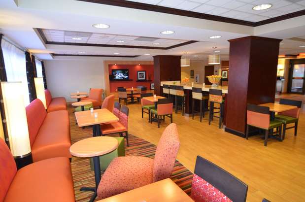 Images Hampton Inn Groton