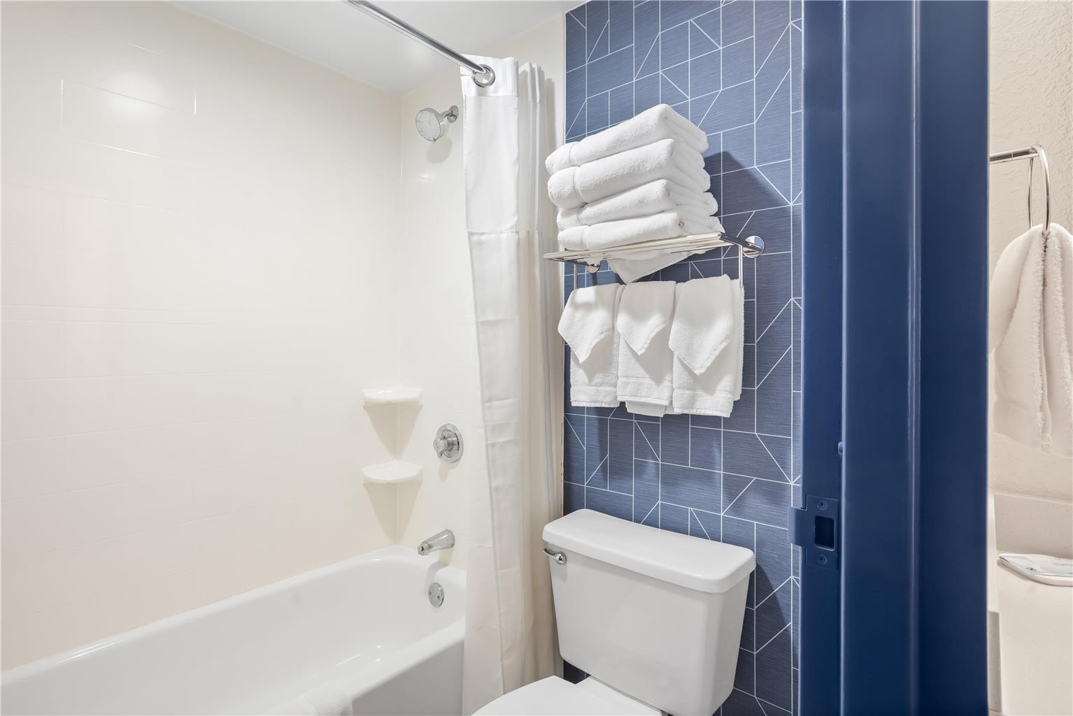 Spark by Hilton Bettendorf Quad Cities Image