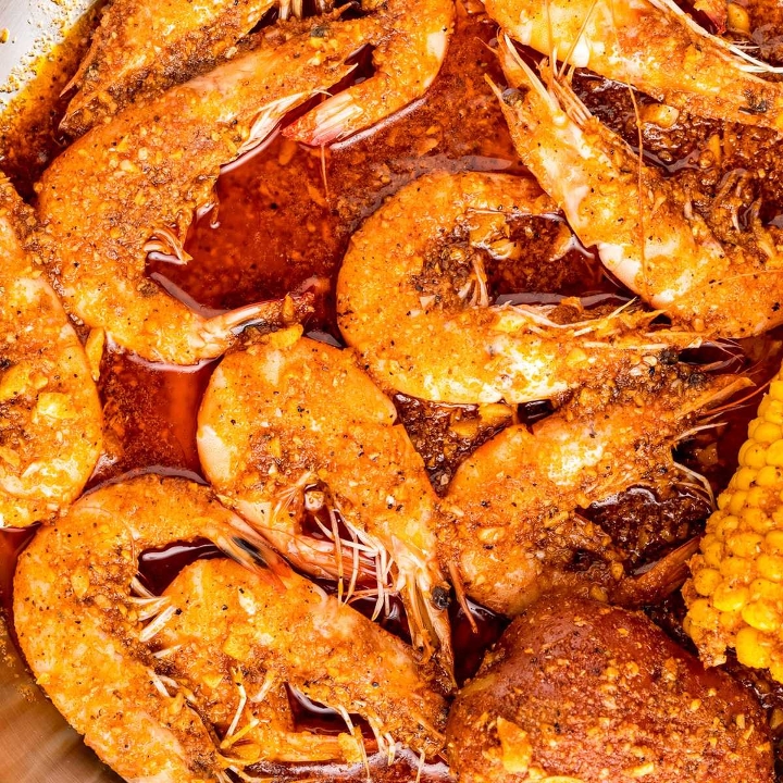 1/2 lb Shrimp (Head On)