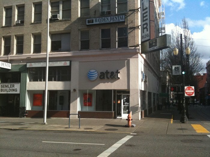 AT&T Store Photo