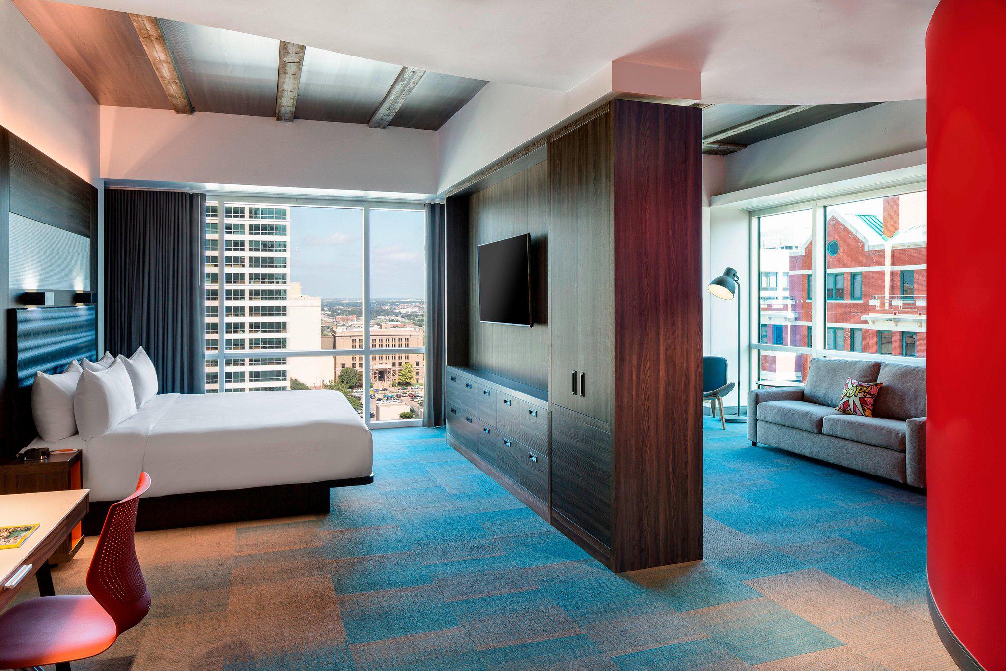 Aloft Fort Worth Downtown Photo