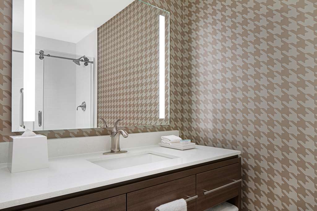 Home2 Suites by Hilton Carlsbad Image