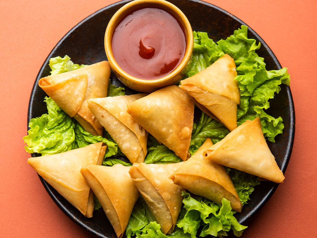 MIX VEG SAMOSA 4Pcs