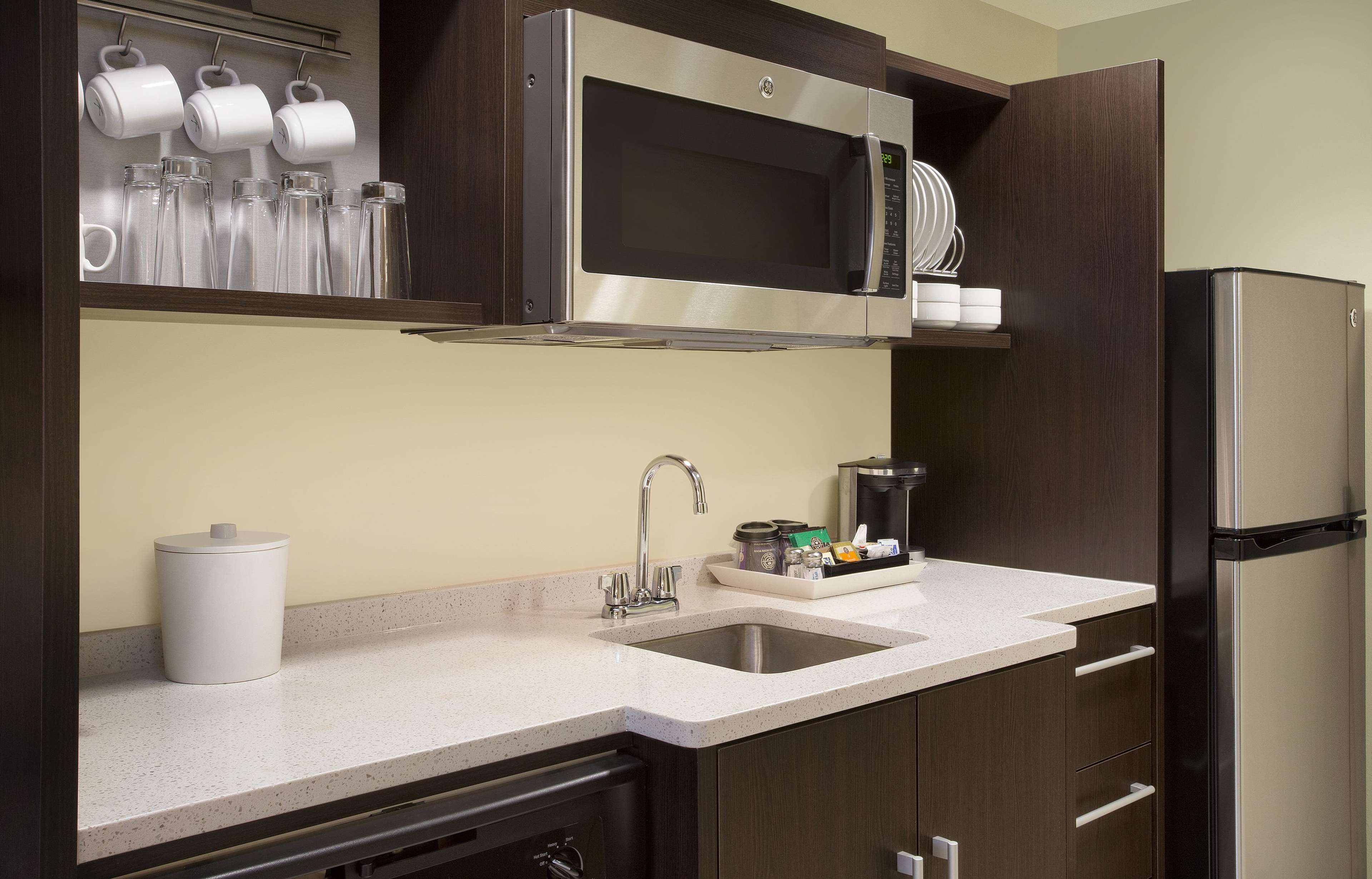 Home2 Suites by Hilton Chicago Schaumburg Photo