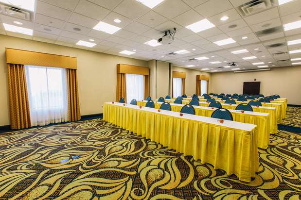 Images Hampton Inn & Suites Effingham