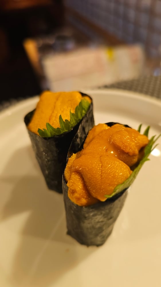 N Uni (Sea Urchin)